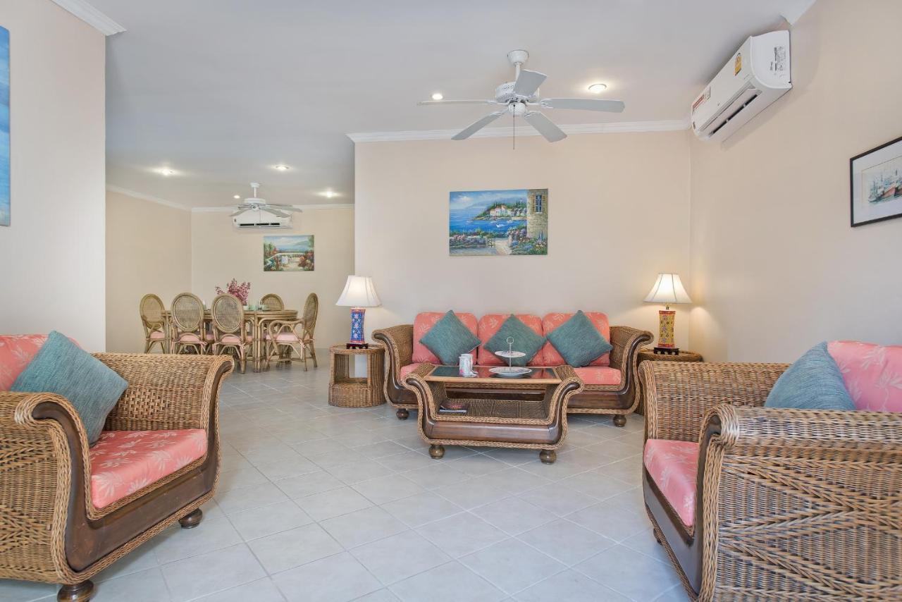Butterfly Garden Boutique Residences Large Luxury Apts And Villas A Lifetsyle Destination By Neang, Everything You Need All Right Here 1-3 Bedrooms 110 To 190 Sq Mtrs, 2 Full Bathrooms, Rain Shower, Spa Bath, Bbq, Free Wifi, Staff 24-7, Close To Beac Паттая Екстер'єр фото