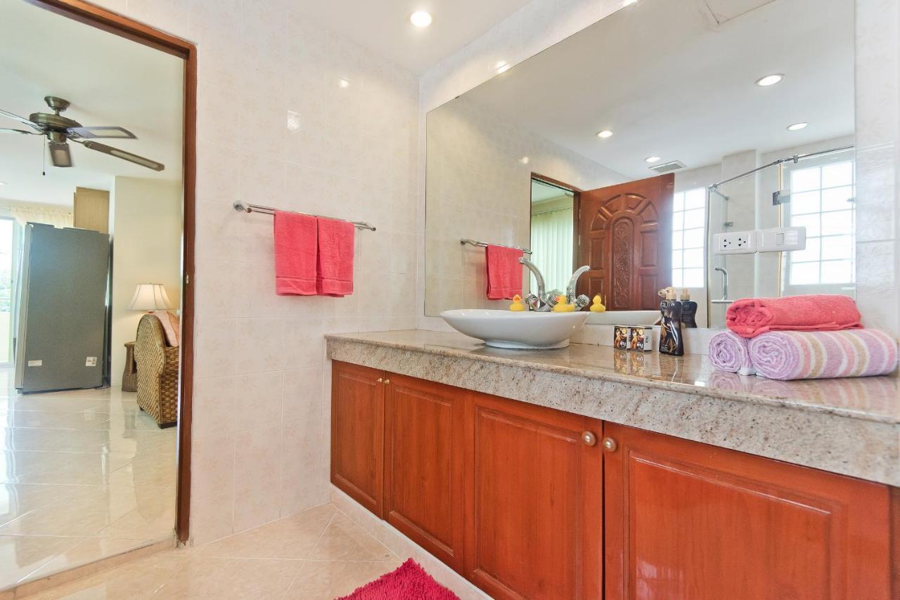 Butterfly Garden Boutique Residences Large Luxury Apts And Villas A Lifetsyle Destination By Neang, Everything You Need All Right Here 1-3 Bedrooms 110 To 190 Sq Mtrs, 2 Full Bathrooms, Rain Shower, Spa Bath, Bbq, Free Wifi, Staff 24-7, Close To Beac Паттая Екстер'єр фото