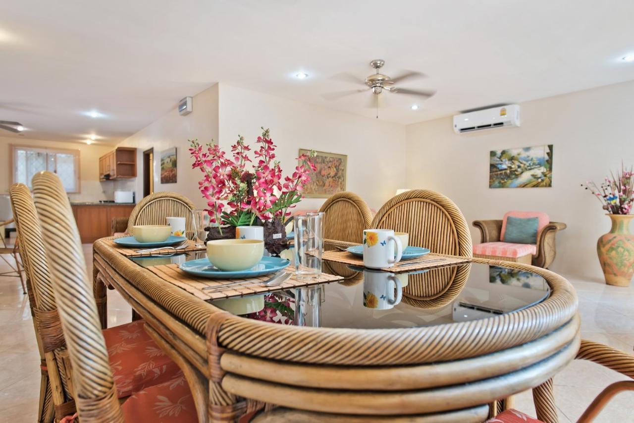 Butterfly Garden Boutique Residences Large Luxury Apts And Villas A Lifetsyle Destination By Neang, Everything You Need All Right Here 1-3 Bedrooms 110 To 190 Sq Mtrs, 2 Full Bathrooms, Rain Shower, Spa Bath, Bbq, Free Wifi, Staff 24-7, Close To Beac Паттая Екстер'єр фото