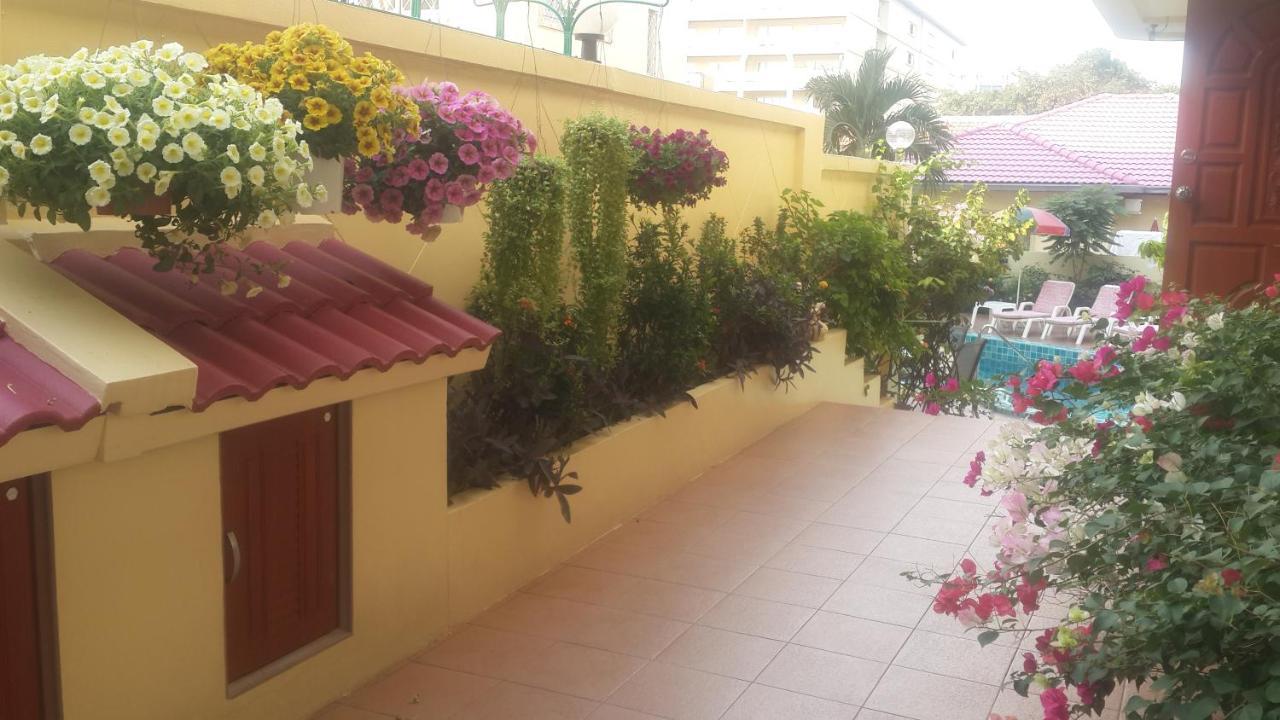 Butterfly Garden Boutique Residences Large Luxury Apts And Villas A Lifetsyle Destination By Neang, Everything You Need All Right Here 1-3 Bedrooms 110 To 190 Sq Mtrs, 2 Full Bathrooms, Rain Shower, Spa Bath, Bbq, Free Wifi, Staff 24-7, Close To Beac Паттая Екстер'єр фото